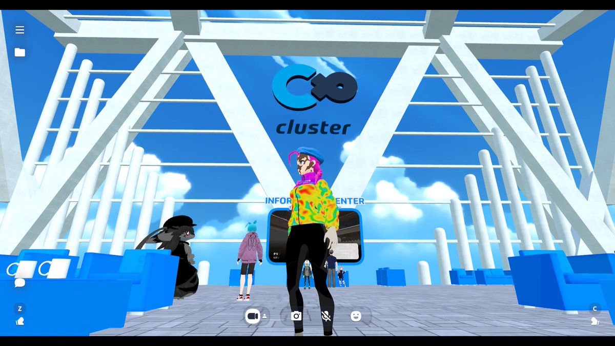 ArtSpace_DCL's tweet photo. だいぶ安くなってたからポチっちゃった😳😳さっそくVRM化してClusterのアバターにしたった！#CloneX https://t.co/uaDrE1eJAq