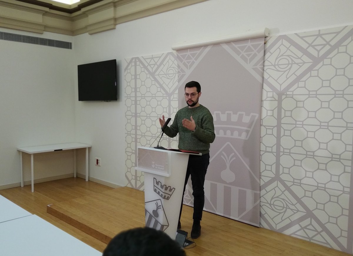 Aj_Sabadell's tweet photo. #ARA ➡️ Roda de premsa informativa de la Junta de Govern Local amb el regidor d'Acció Social i Habitatge, @eloicortes
#Sabadell #JdGSbd #RumbAlFutur https://t.co/vhy0pSI7Ru