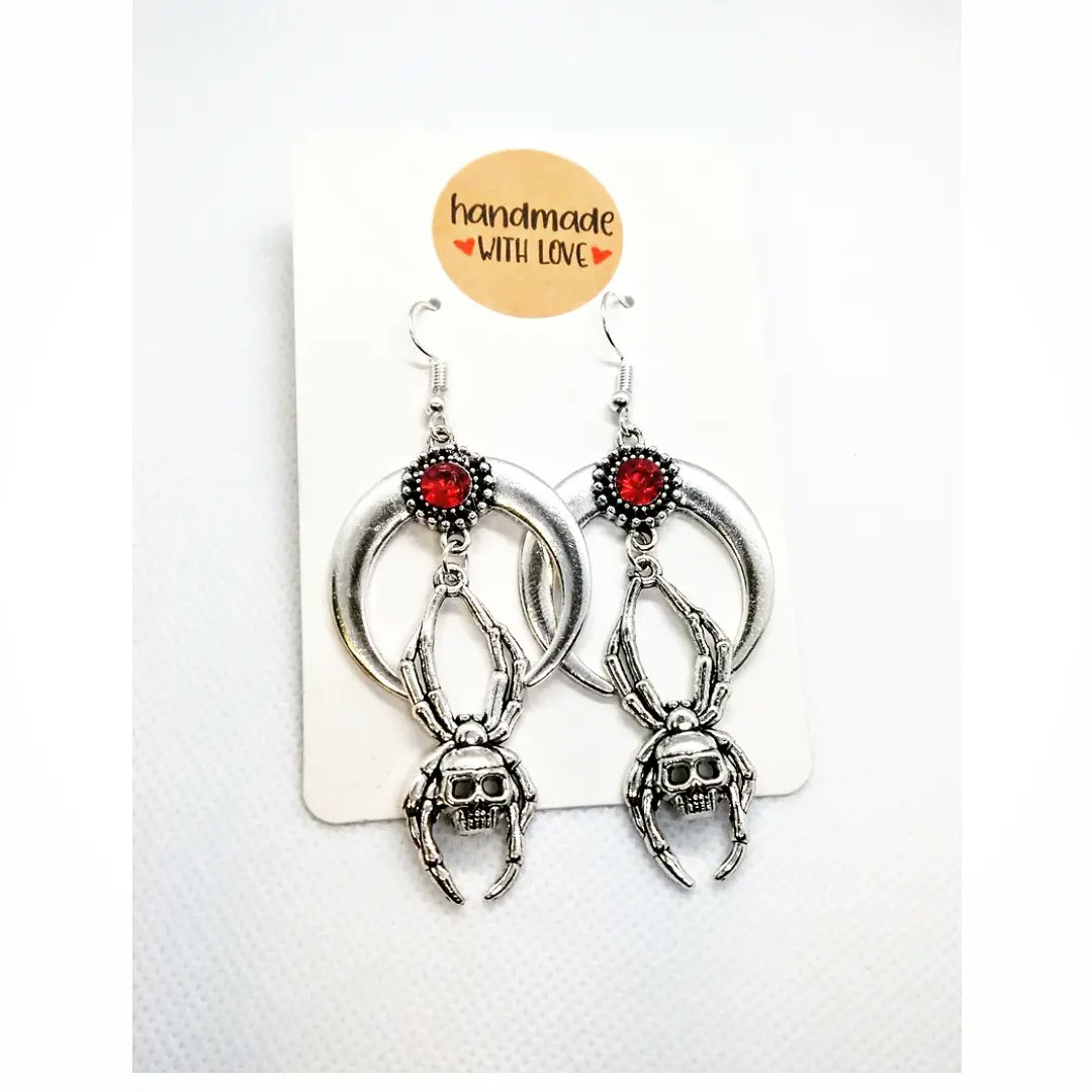 WildchildsAsylum Etsy Shop 🖤

etsy.com/uk/listing/139…

#gothic #GothicBeauty #GothicLove #handmade #jewelry #jewellery #EtsySeller #etsyfinds #etsyshop #onlineshopping #SmallBusiness #alternative #alt #fashion #fashionstyle #spider #moon #spell #wiccan #craft