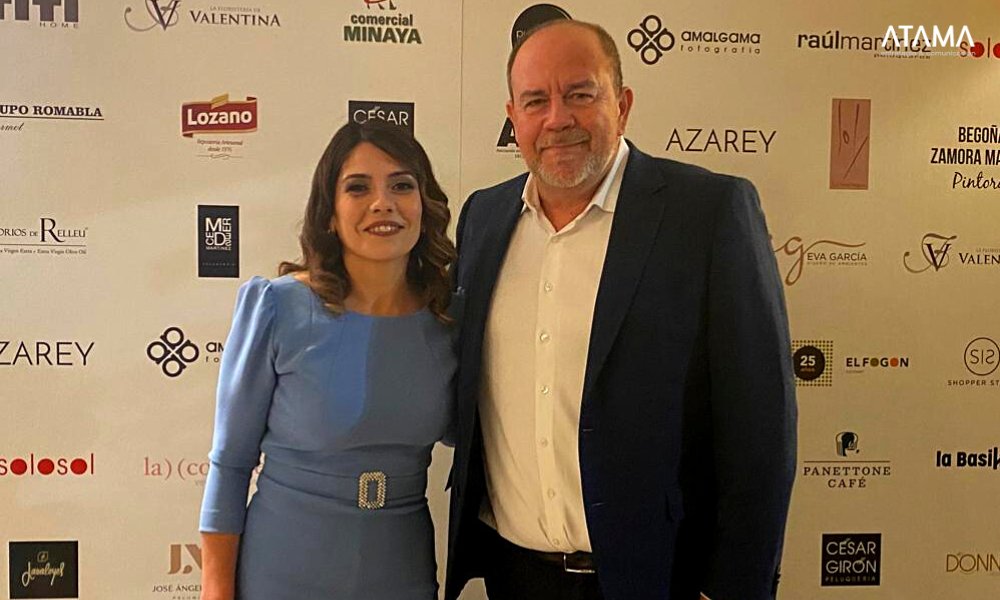 Nuestro socio director Crespo, ha participado en la reciente cena benéfica organizada por <a href="/Afaelx/">AFAE</a>, presidida por Marisa Moreno (en la imagen).