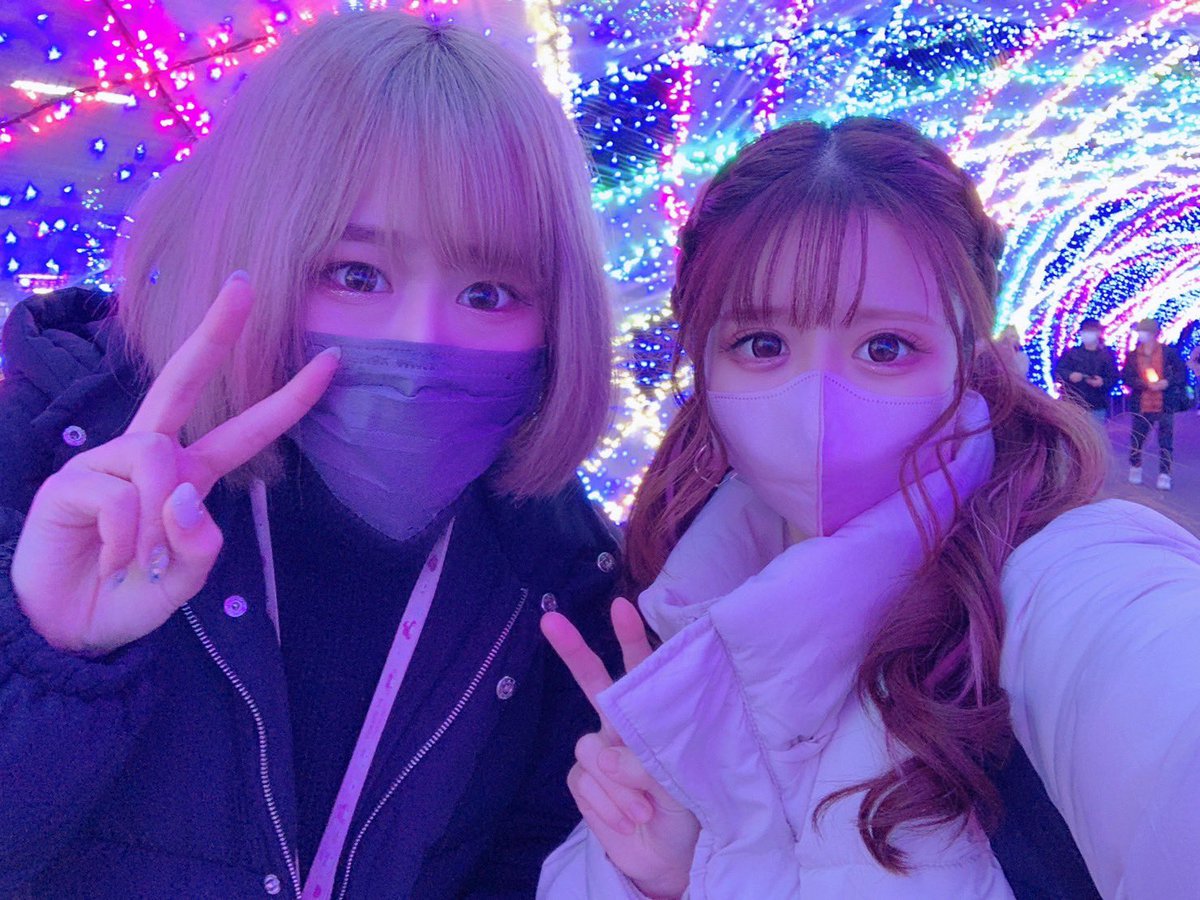 【お知らせ】
2/17(金)の深夜にスナック泥沼最終回を行わせて頂きます❕
私の卒業前の最後の泥沼になるのでぜひ来て欲しいです🥹✨
最終回の特別ゲストはなおちゃん(<a href="/fromtokyo_no/">なおちゃん☕️2/28みぃなおイベント！</a> )です🤖💙
最後なのでエントリーで長年お世話になった子達をお呼びしました🥰✨
詳細は後日出します🙇‍♀️
絶対来てね🥹🥹🥹