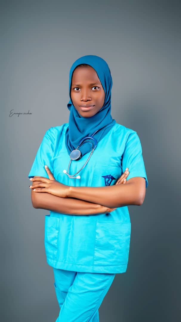 AvmsUnilorin's tweet photo. Meet the best graduating student, 2020/2021 graduating class, Dr Mutiat Adetona https://t.co/L66EIrSL90