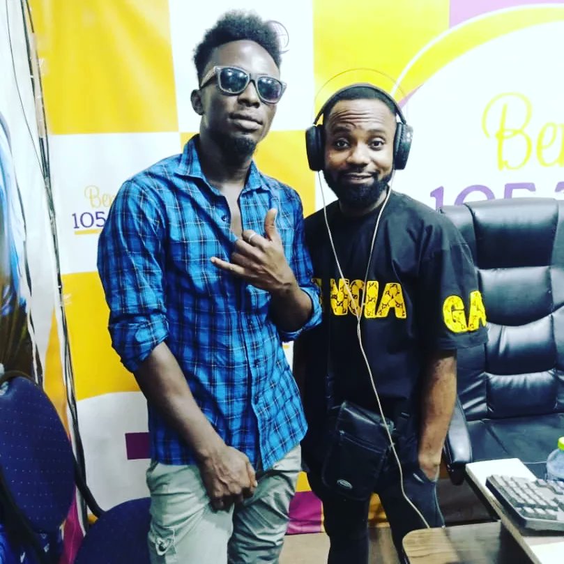 ThinkaTv's tweet photo. #SHOWBIZ_CENTER Galleries with @Mula52934191 🔥

He has a new song out Titled #KILL_EM.. Plz search Online, stream, download and Enjoy Fam 👌

Link up for massive promo &amp; Interviews On Radio 📻👍

#BHADNESS 🔥🔥🔥🔥 https://t.co/7ah3VVCxnG