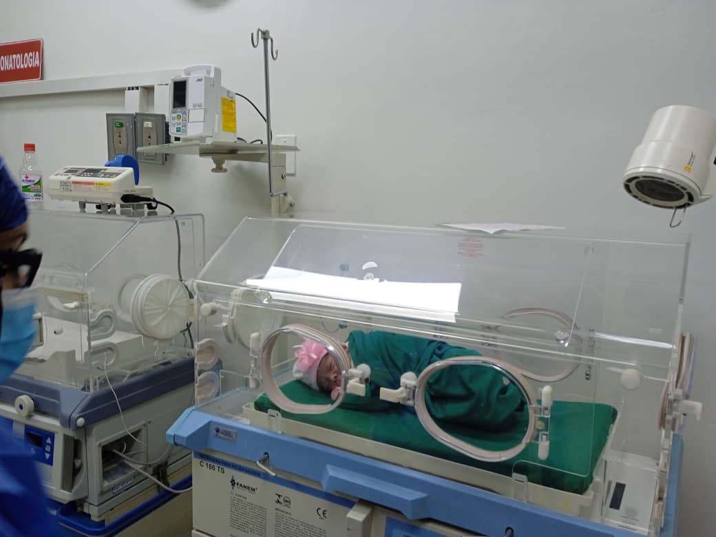 Primer nacimiento del año 2023 en el CDI Ureña, estado #Táchira, #Venezuela. 

Amor y felicidad para las familias venezolanas, solo es posible con una integración y colaboración humanista y solidaria junto a #Cuba. 

#CELACEsUnidad 💖 #CubaPorLaVida 💖#CELAC💖

<a href="/cubacooperaTac/">MISIÓN MEDICA CUBANA ESTADO TACHIRA VENEZUELA</a>