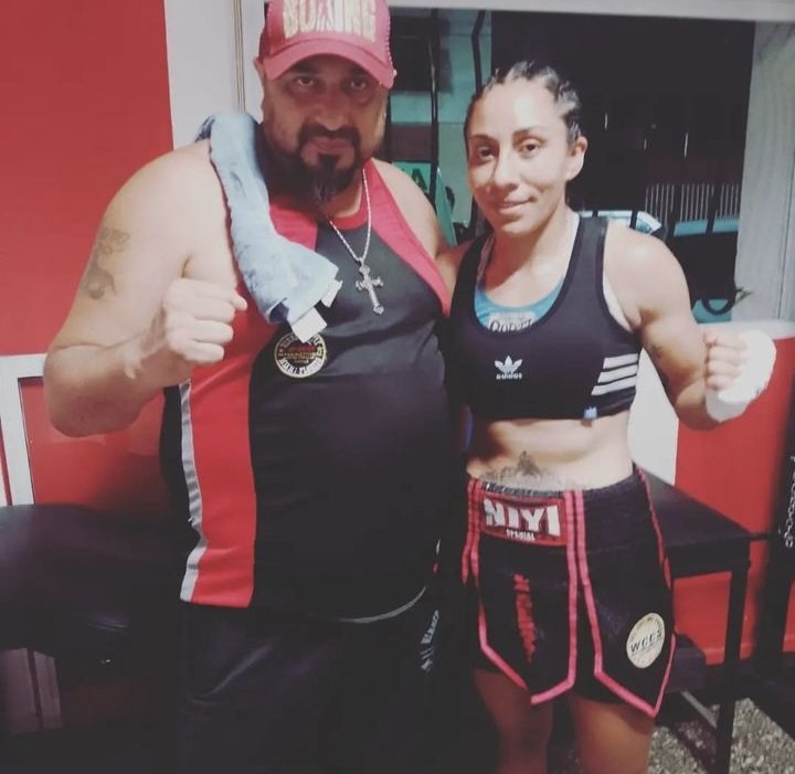 Gisela "La Emperatriz" Luna, comenzó el año con el pie derecho, consiguiendo la segunda victoria de su carrera como profesional, ante Nicole Morales, el pasado sábado 21 de enero en Villa Dominico.

En dicho combate a 6 asaltos, se llevó una DU. Las tarjetas: 60-53 y 59-54x2.