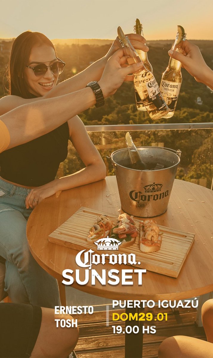 ernestotosh's tweet photo. Domingo de Corona Sunset. https://t.co/8en5A4fU4m