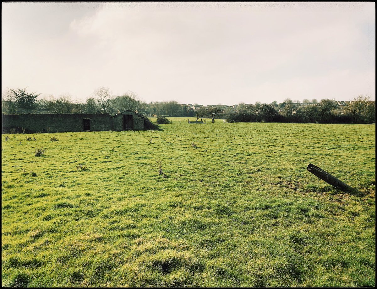 ArcherOrchard's tweet photo. A view from work. Eastrop, Highworth. 1/3/21. https://t.co/ePlTZaUvGb