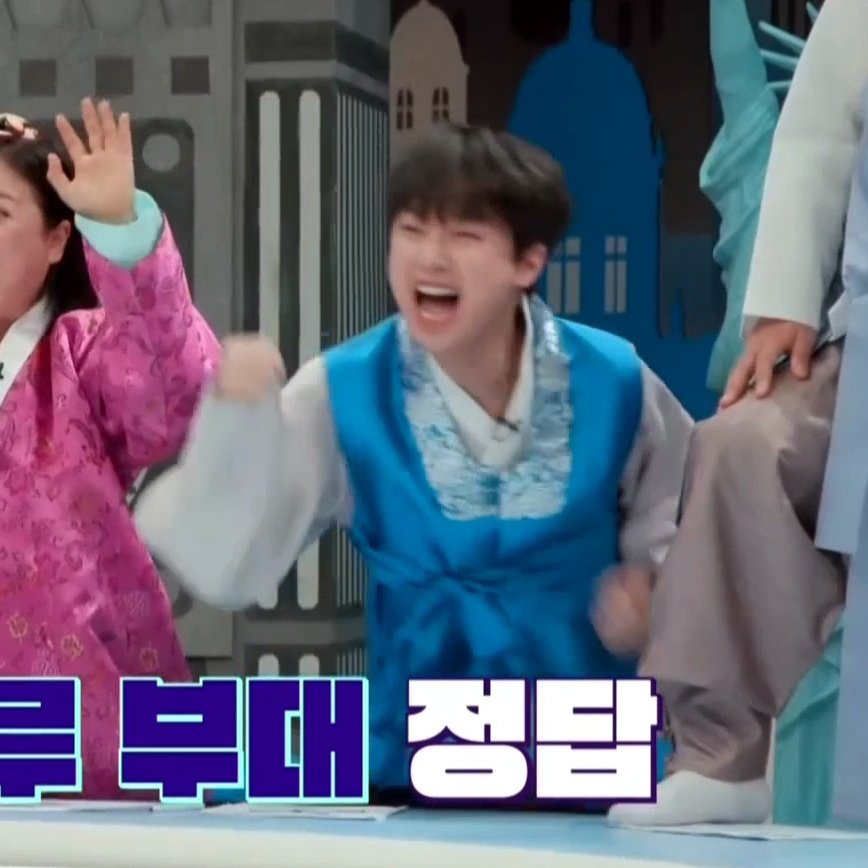 ꉂꉂ o( `ᗜ ´ o)