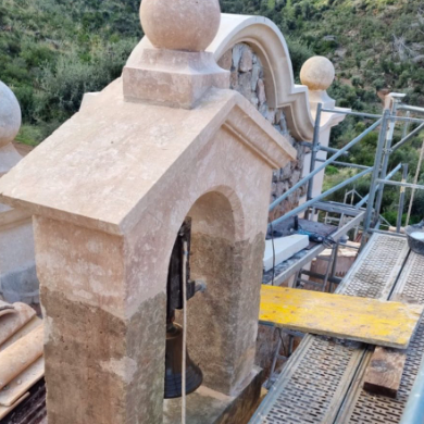 Construïm tweet media