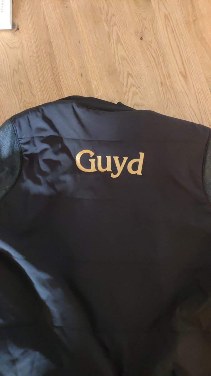DaGuyd's tweet image. Finally received my awesome gift from @WoWEsports. Genuinely love wearing it, so awesome ❤️