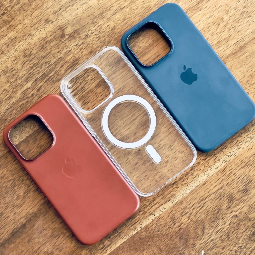 andrewjclare's tweet image. Which Apple Case is your favorite? Clear, Silicone or Leather? #iPhoneCase #ClearCase #SiliconeCase #LeatherCase #iPhone14Pro