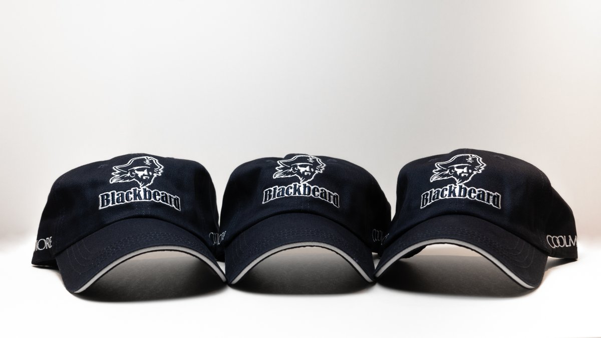 📢Competition Time📢 Dual Gr.1 winning 2YO BLACKBEARD is new for 2023 and going down a storm with breeders! We have 3 BLACKBEARD caps to give away, just retweet and follow @coolmorestud to enter Winners announced this Friday #CoolmoreSires #HomeOfChampions