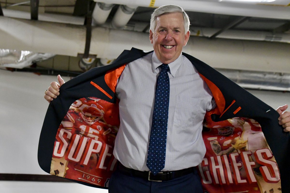 Steve Kraske (@stevekraske) on Twitter photo Missouri Gov. <a href="/mikeparson/">Mike Parson</a> this morning <a href="/KCURUpToDate/">KCUR's Up To Date</a> on I-70, the budget and praise from...Democrats. 9 a.m., 89.3. Missouri Gov. <a href="/mikeparson/">Mike Parson</a> this morning <a href="/KCURUpToDate/">KCUR's Up To Date</a> on I-70, the budget and praise from...Democrats. 9 a.m., 89.3.