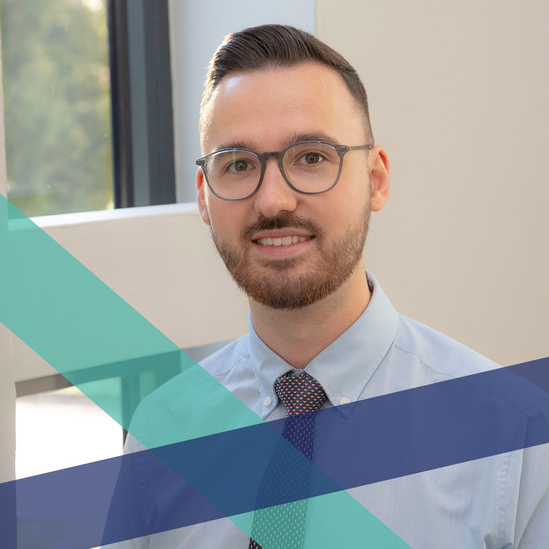 Clowes_UK's tweet photo. #MeetTheTeamMonday

>> Rob Hopkinson.
>> Technical Manager within the Land &amp; Planning team.
>> Joined #ClowesDevelopments in October 2022.
>> His background is in Civil Engineering with experience working on a wide range of projects.

https://t.co/qVCQwNzcEB https://t.co/XZACYvLLns