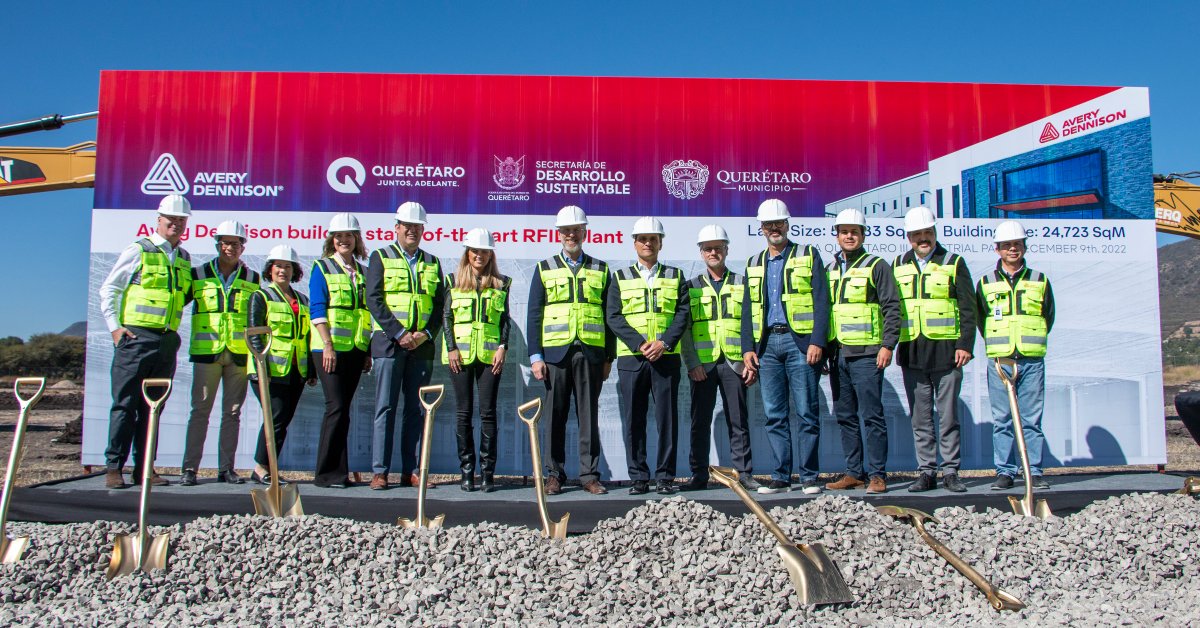 AveryDennison's tweet photo. We are pleased to announce our #investment of $100 million to expand production capacity in the Americas region in Querétaro, #Mexico. This new site will be our largest #RFID plant globally. Read the press release here: https://t.co/5AgMuur99L #digitalid @ADSmartrac https://t.co/3DpBu13NeN