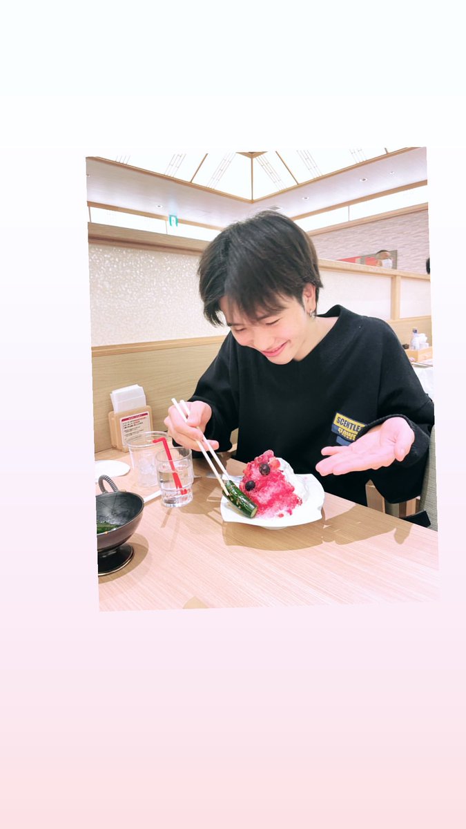 Mybloom05's tweet photo. 🦖 230123 https://t.co/3Pb4JMvRq8