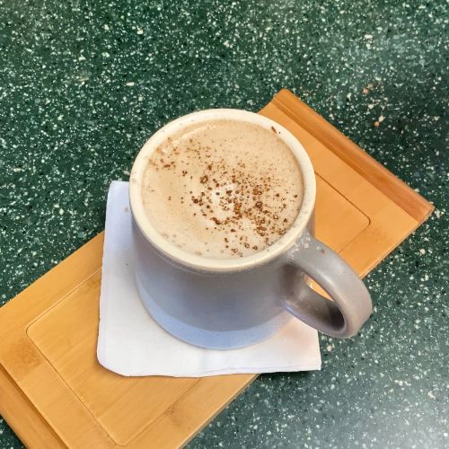 Warm and Homey Recipe: Hojicha Hot Chocolate Latte - mailchi.mp/14206e639092/w…