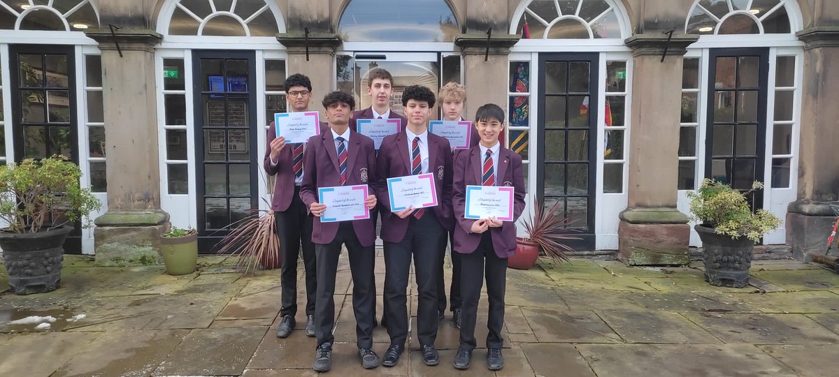 HA_FrenchDept's tweet photo. What a marvellous way to start the term! Many congratulations to our Yr10 & Yr11 for receiving their nominations of #LinguistOfTheWeek ๐ - We are immensely proud of you all. Well done! Bravo!๐๐ #ProudTeacher #SmashingStartToTheTerm #CelebratingSuccess #HardWorkPaysOf ๐๐๐ซ๐ท https://t.co/guLPIGxiKW
