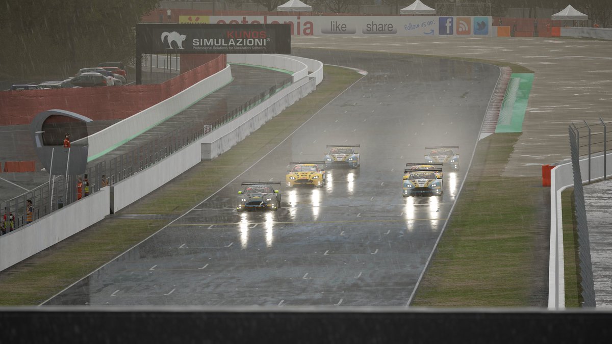 redrockxbox's tweet photo. Another fun night on #AssettoCorsa competizion. #xbox #XboxSeriesX #XboxShare https://t.co/Yxq7LeMtEc