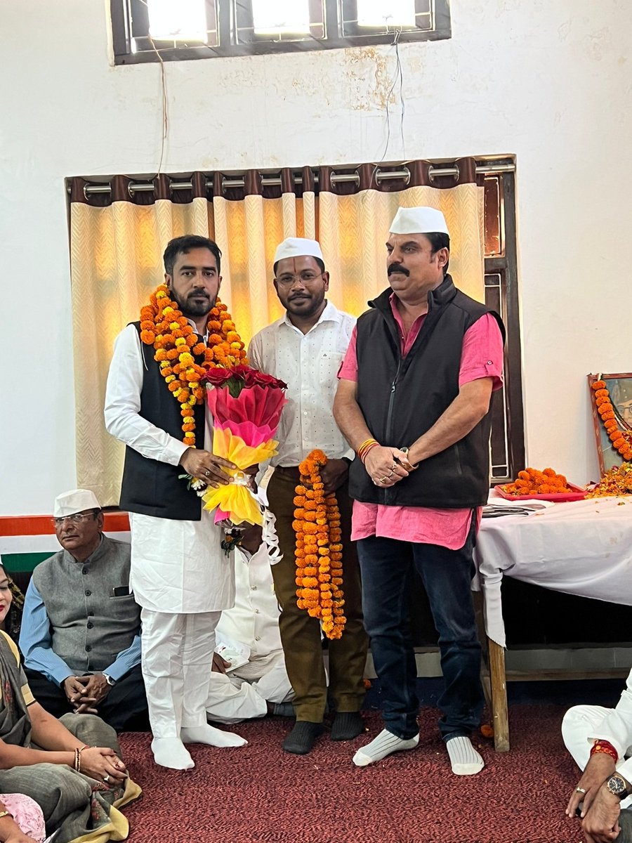 YasinIYC's tweet photo. प्रथम कार्यकारिणी बैठक प्रभार क्षेत्र जगदलपुर..
#CGPYC https://t.co/fRPZdwaFJY