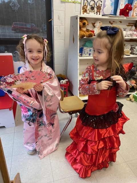 mryanbps's tweet photo. Thank you to the Somerset Berkley Education Foundation for funding preschools multicultural dress-up clothes. #bcsgreatplacetobe #SBEF https://t.co/68roFPCe97