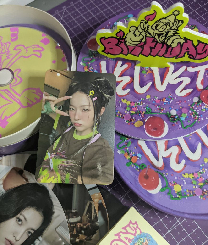 lovenderscent's tweet photo. OH MY GOD I PULLED SEULGI π€©π€©ππ https://t.co/AT0DSaALH4