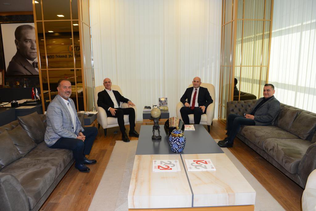 İl Müdürümüz <a href="/gokhankaraca_/">Gökhan Karaca</a> Antalya Ticaret ve Sanayi Odası (<a href="/AntalyaTSO/">Antalya TSO</a> ) Başkanı <a href="/aalibaharr/">Ali Bahar</a>’a ziyarette bulundu
Ziyarette çalışmalar ve projeler hakkında istişarede bulunuldu. 
<a href="/VahitKirisci/">Prof.Dr.Vahit Kirişci</a> <a href="/ersinyazici1/">Ersin YAZICI</a> 
#gelecektarımda 
#tarımantalyada