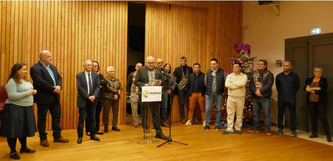 Prefet23's tweet photo. Sur invitation des élus locaux, Monsieur Bastien Mérot, secrétaire général, Monsieur Gilles Pellegrin, sous-préfet d’Aubusson et Madame Anne Gevertz, sous-préfète, ont participé aux cérémonies de vœux 2023, organisées par les maires de #dunlepalestel #pionnat #viersat et #marsac https://t.co/nM0BtkdizF