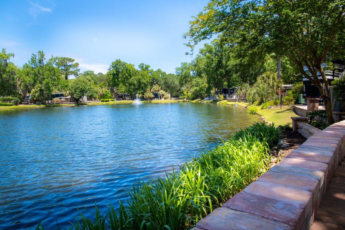 StaylistPro's tweet image. Staylist provides all the essentials you need for ultimate campsite management. We love seeing thousands of campsites like Hilton Head Island Motorcoach Resort flourish with the Staylist software. #CampgroundSpotlight