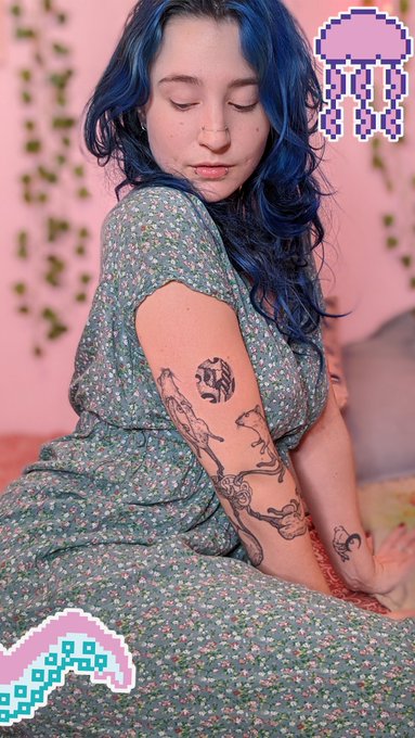 Un petit lundi cosy... avec toi ? 🥰🤫  A cosy Monday... with you? 🥰🤫 https://t.co/qeCbTjJ1aq<a href="/tag/thursdaymotivation"class="tags"><span>#thursdaymotivation</span></a>