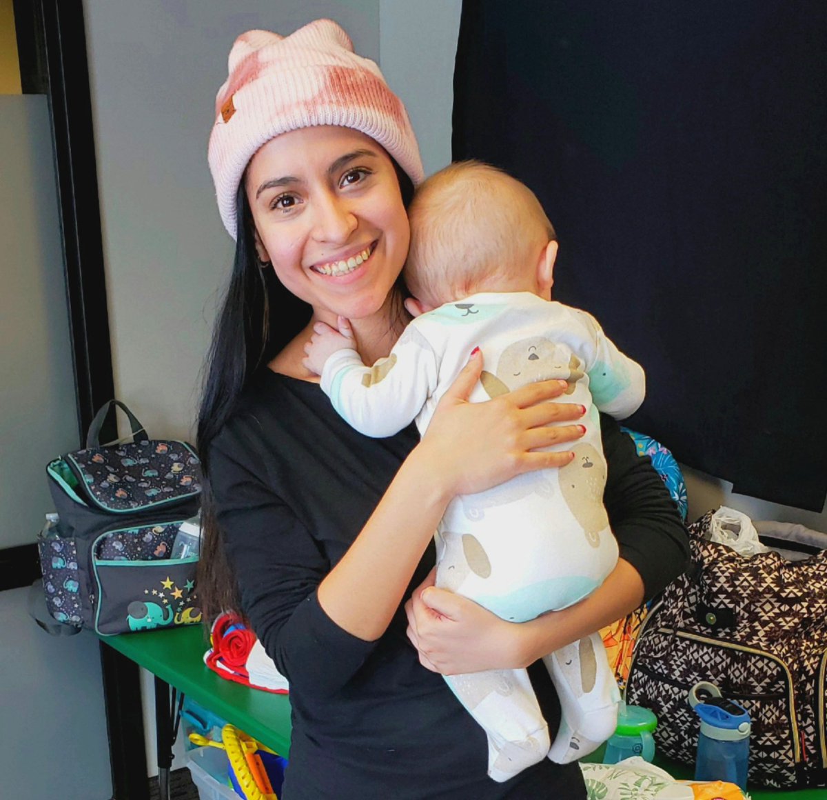 LifeConnectAlex's tweet image. Want to hold babies and play with toddlers?

We need you just one Tuesday a month to provide childcare for only 3 hours!

11:30-2:30

Call 320-762-1224 

#babiesrock #wannaplay
#givemomsabreak