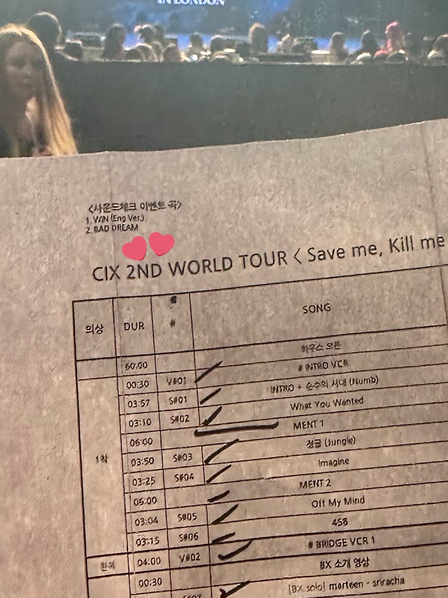_POETARTIST's tweet photo. london fix i’m sorry.. but bad dream was supposed to be played in soundcheck😭 #cixinlondon #cix #CIX_2ndWORLDTOUR https://t.co/EE1wJHYFcz