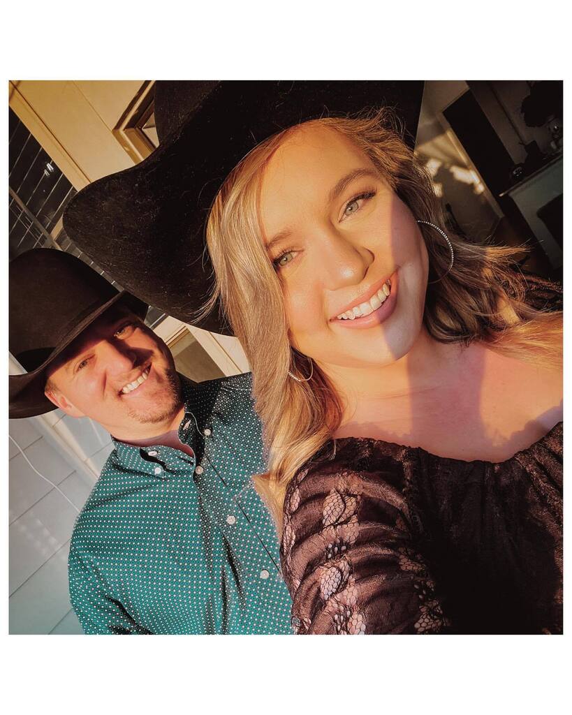 SaintCaitlin's tweet photo. Sissy and Bud who? 🤠 my man hates the concrete jungle so much but will whip out his western legacy hat just to stomp around Deep Ellum with me. 

Love you babe 😘 

#Texas #TexasWeather #RanchLife #RanchHand #BuckleBunny #DallasMarket #westernfashion … https://t.co/kDxRcYo3aM https://t.co/N1Fpr058pR