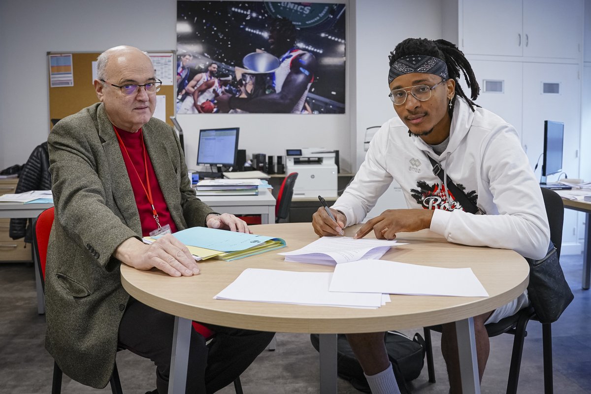 monaco__info's tweet image. 🖊 La Roca Team est heureuse d'accueillir @Chimdogg_ pour la fin de saison 2022/2023. 

Retrouvez ses premiers mots sur Monaco Info, à 19h dans notre JT. 

@ASMonaco_Basket 
@IM2S