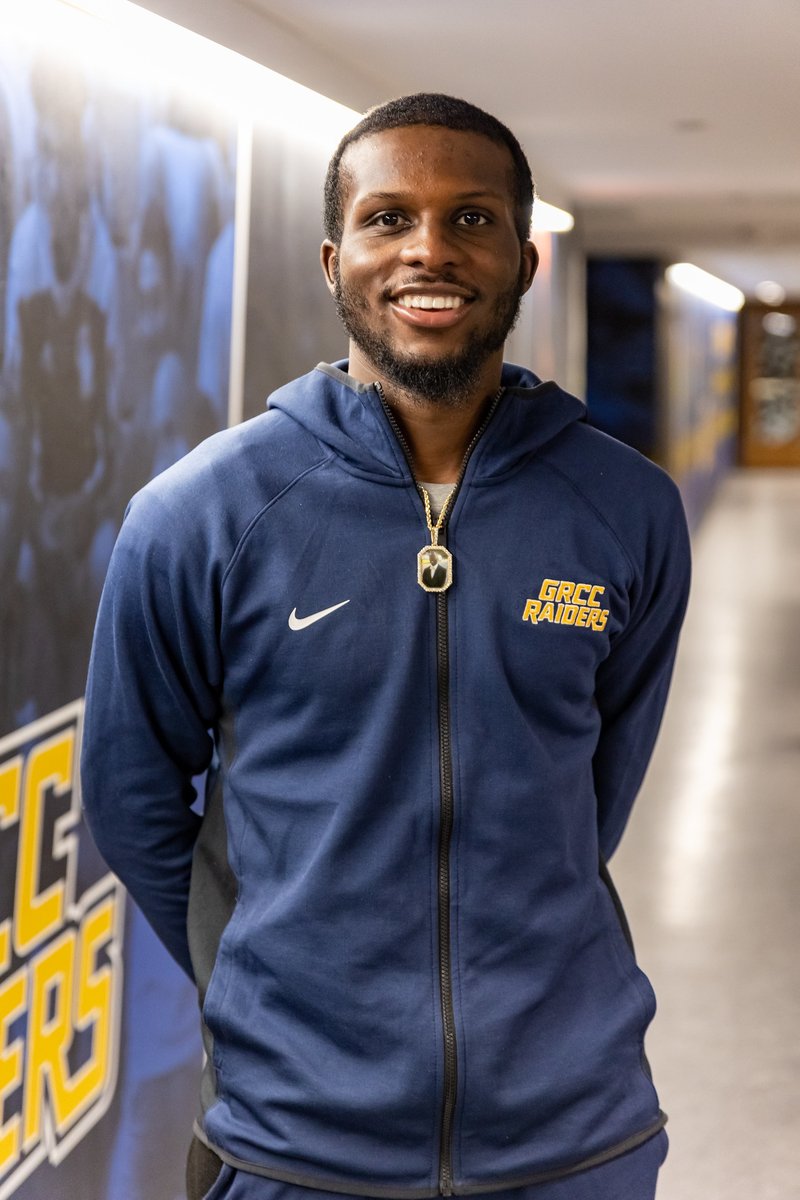 GRCCBasketball's tweet photo. #GRCCRaideroftheDay
#11 - Jordan Houser
π - Detroit, MI
π - 6'1 PG
π - Season Highs: 18 pts, 11 rbs, 8 asts
π - 2nd on team with 20 steals
π« - @bradfordacad
π¦ - @JordanHouser_
π - High Academic with 3 years of eligibility remaining
π₯ - https://t.co/6lPhVskbqq
#Dead3
#E3 https://t.co/ykBYp4T18q