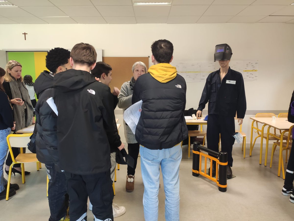 Métal Academy tweet media