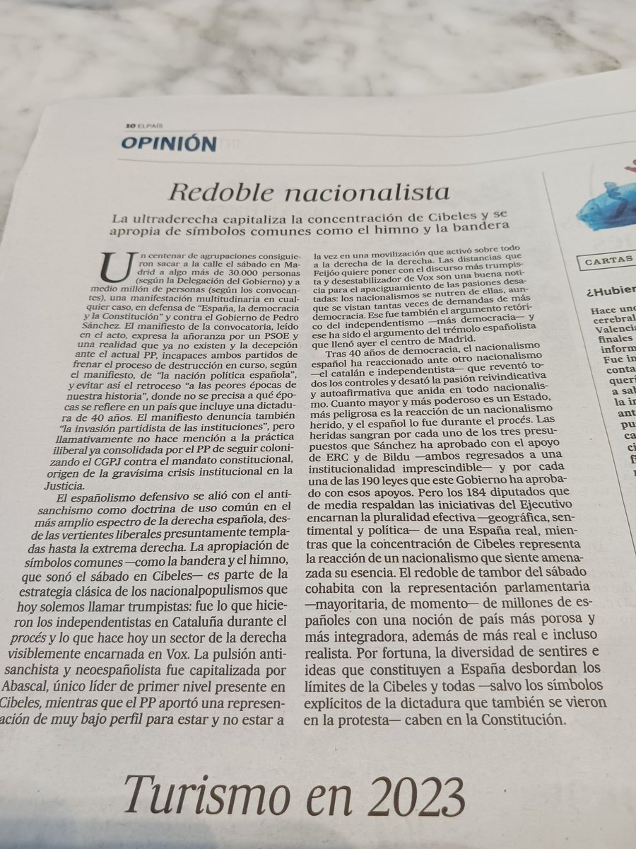 JuanPoz9's tweet photo. ¡Anda y que no tiene delito ni na, llamar "trumpistas" a Arrimadas, Villacís, Cayetana, Trapiello y Savater! Como decimos en CAT "s'han begut l'enteniment"! A ver si el editorial se lo ha escrito juliana... ¡o amat! https://t.co/He07plAk0i