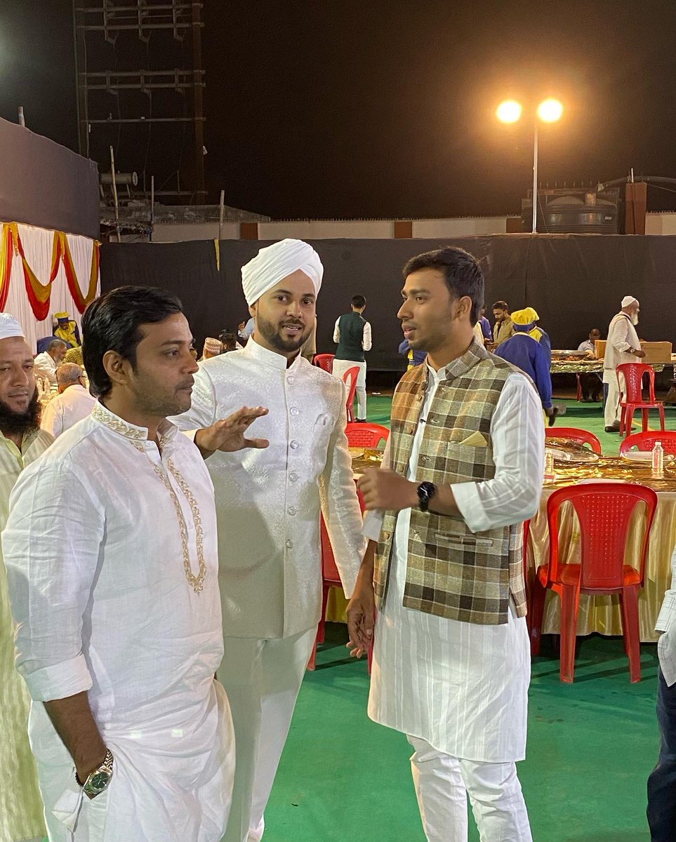 shaan_124's tweet photo. @nikahmubarak @KAiF_SiD @SiddiquiArsala6 @zsans9823 @elonmusk @dogecoin @HappyWeddingbro #shadimubarak https://t.co/wUQTT5YBHL