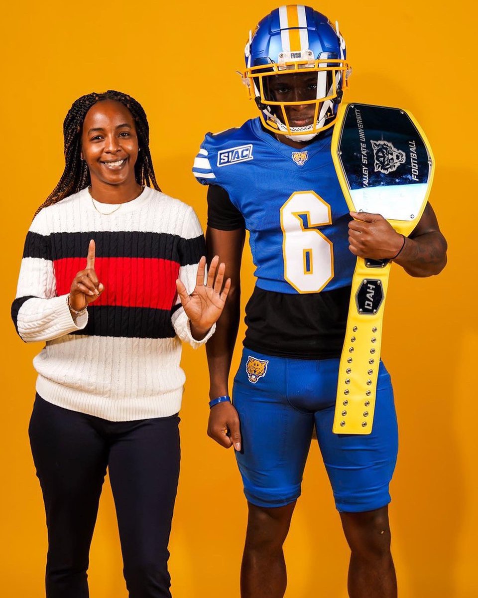 I Am Bwebb tweet media