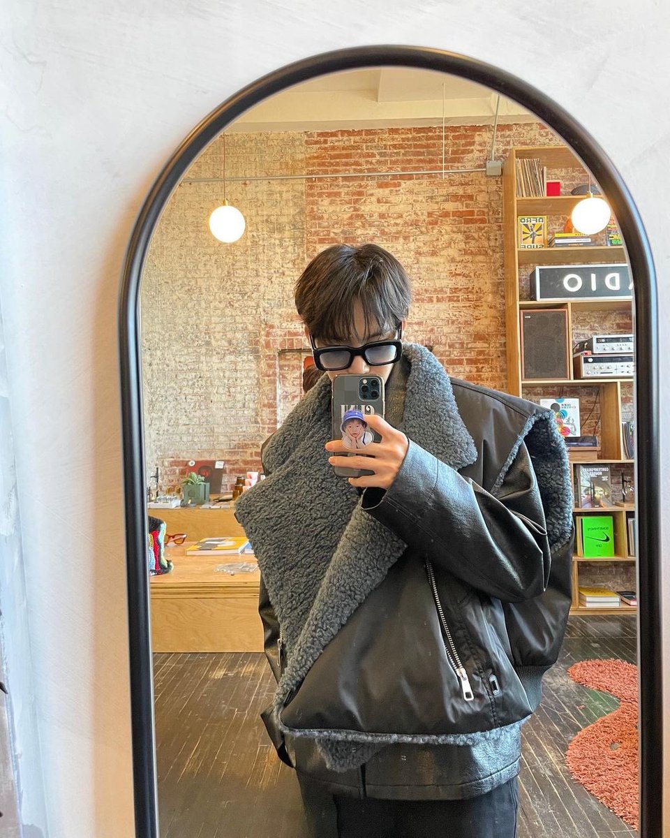 kdoyngn's tweet photo. happy lunar new year 🐇. https://t.co/bRC1Nk8CfE
