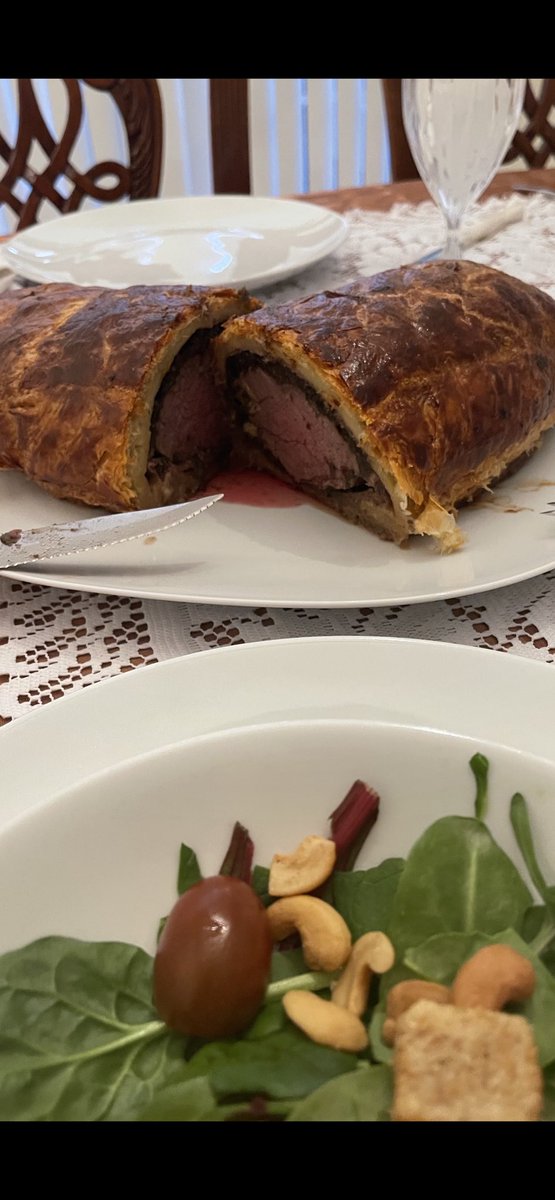moodyshar's tweet photo. @therecipecritic I used your Beef Wellington recipe for Sunday night family dinner. It was the star!!!! https://t.co/4nG5GPTwuo