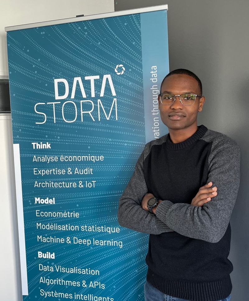 💬 Conférence Breizh Data Day - "Autour des séries temporelles fonctionnelles : estimation adaptative et prévision" par <a href="/MaissoroH/">MAISSORO Hassan</a> - doctorant au CREST et en thèse chez Datastorm. 

📅 Venez l'écouter le 4 avril 2023 - Ploufragan !

👉 Inscription : breizhdataday.github.io