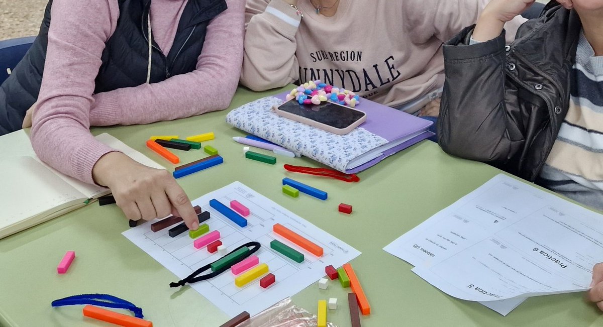 EducacionGobC's tweet photo. ➡92 docentes participaron la pasada semana en el curso “Didáctica del Pensamiento Computacional” impartido por Belén Palop, Luis Rodríguez y Juan José Santa Engracia, en el marco de la acción “Matemáticas Newton Canarias”

📌IES Domingo Perez Minik https://t.co/3JCGw81XW1
