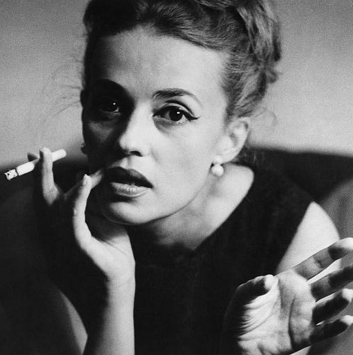 Jeanne Moreau. Born on this day in 1928.

(Photograph by Dan Budnick, 1962.)