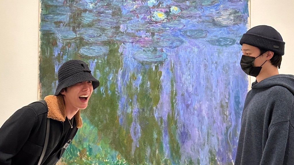 jvstdnc's tweet image. • • • • • • • • 𝐈𝐍𝐒𝐓𝐀𝐆𝐑𝐀𝐌 𝐏𝐎𝐒𝐓

                       @𝗃𝖺𝗒𝖽𝖺𝗇𝖼𝖾_𝖻𝗍𝗌

✎ if someone asks me if i believe in soulmates, i'd show a picture of you

my forever love