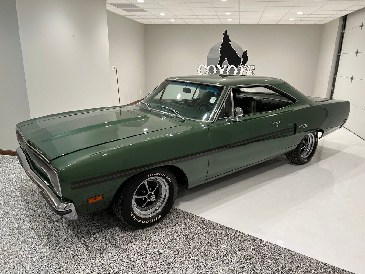 lisah0723's tweet photo. Monday mornings are made better with a classic muscle car in the garage. Rev those engines, it's time to conquer the week 

#MuscleCarMonday #heelsnhotrods #coyoteclassics #ClassicCarCommunity #classiccars https://t.co/4n0nZwG028