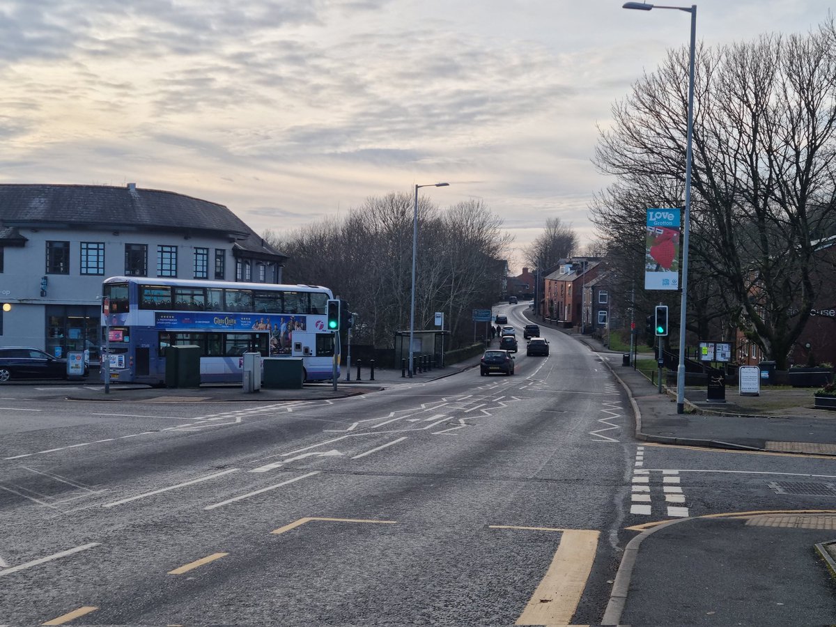 LouiseFrazzle's tweet photo. A journey home where none of the connections work and end up being +30 wait at places? Oh, my favourite! 

(/s) https://t.co/BWIWyvcZBv