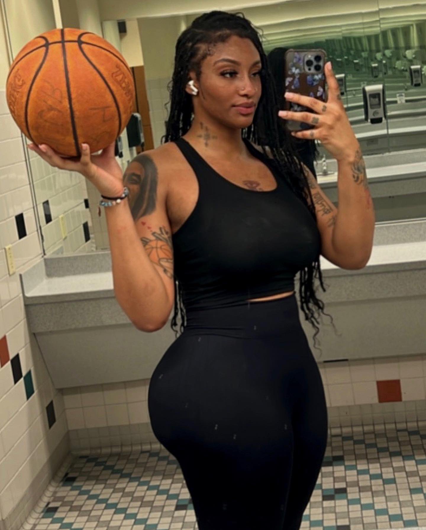 Sophia on X: My 🫶🏾 t.cofyipYqubw0  X