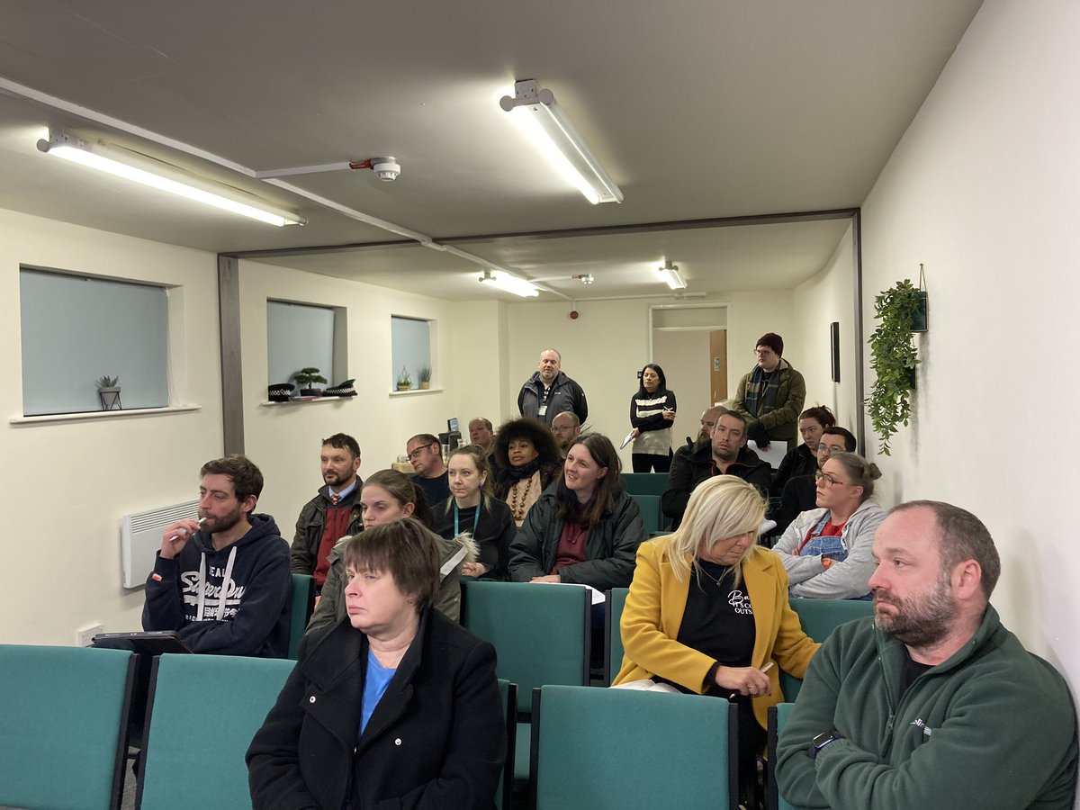 A great &amp; well attended meeting of Wellington businesses last week - organised by #LoveWellington &amp; presentations by @ShropCop the Cargo Crew delivery riders and <a href="/visitshrop/">Visit Shropshire</a> - Wellington gets better &amp; better 💚 thanks to all who came 💚 &amp; to The Boardroom Gaming cafe for hosting