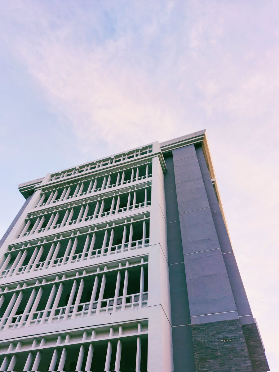 HukumIDN's tweet image. #Hukum #FHUgm #FHUnibraw #FHUndip @holdingnest_: &apos;Gedung FH UGM
#Samsunga52s &apos; https://t.co/IECHTKJkAj, see more tweetedtimes.com/v/24188?s=tnp